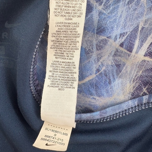 Nike Dri-FIT Racerback Sports Bra – Abstract Blue Smoke Print - Picture 3 of 3